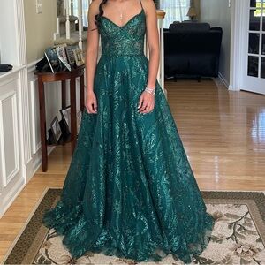 Elegant Green Sequin Prom Gown